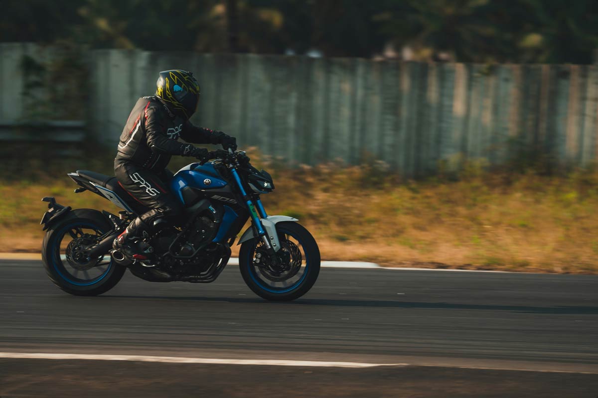 Las mejores opciones de calzado de moto para verano